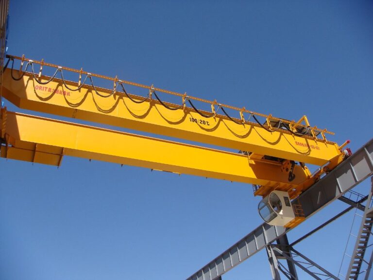Overhead Cranes vs Hoists Key Differences